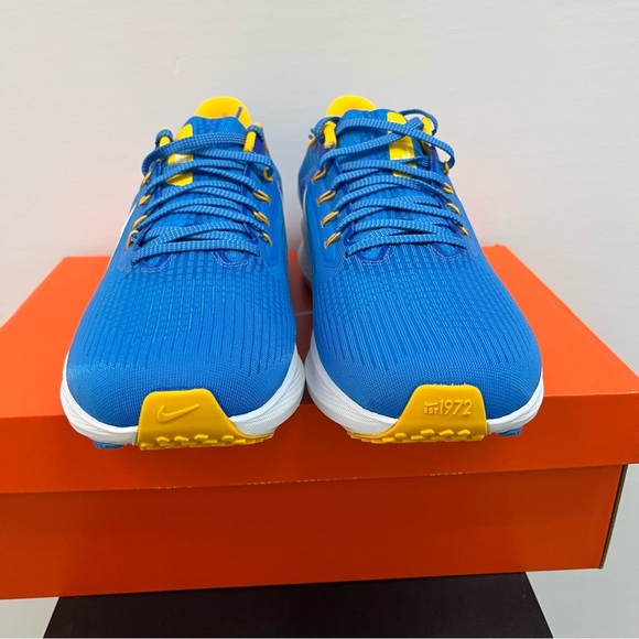 NIKE LA Chargers Zoom Pegasus 39 runners | powder blue 11.5 MSRP $130 DR2050-400 main image 8